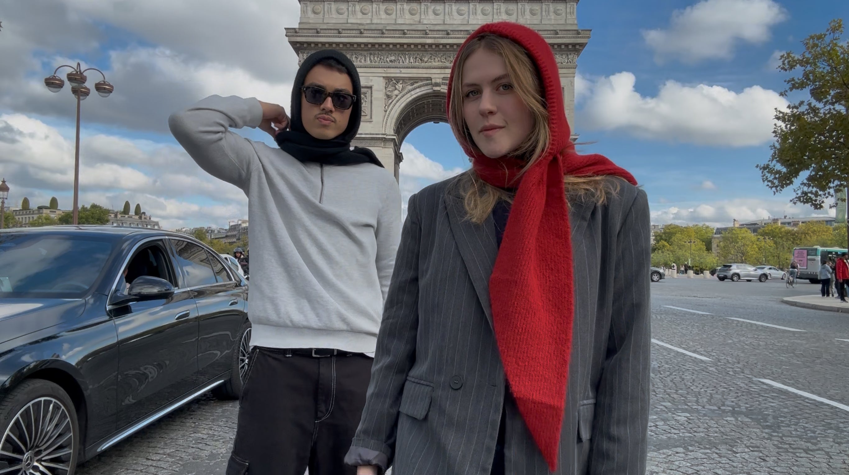 🎁 1 ACHETÉ = 1 OFFERT | Écharpe-Capuche Sophie Hood - Prête à Porter