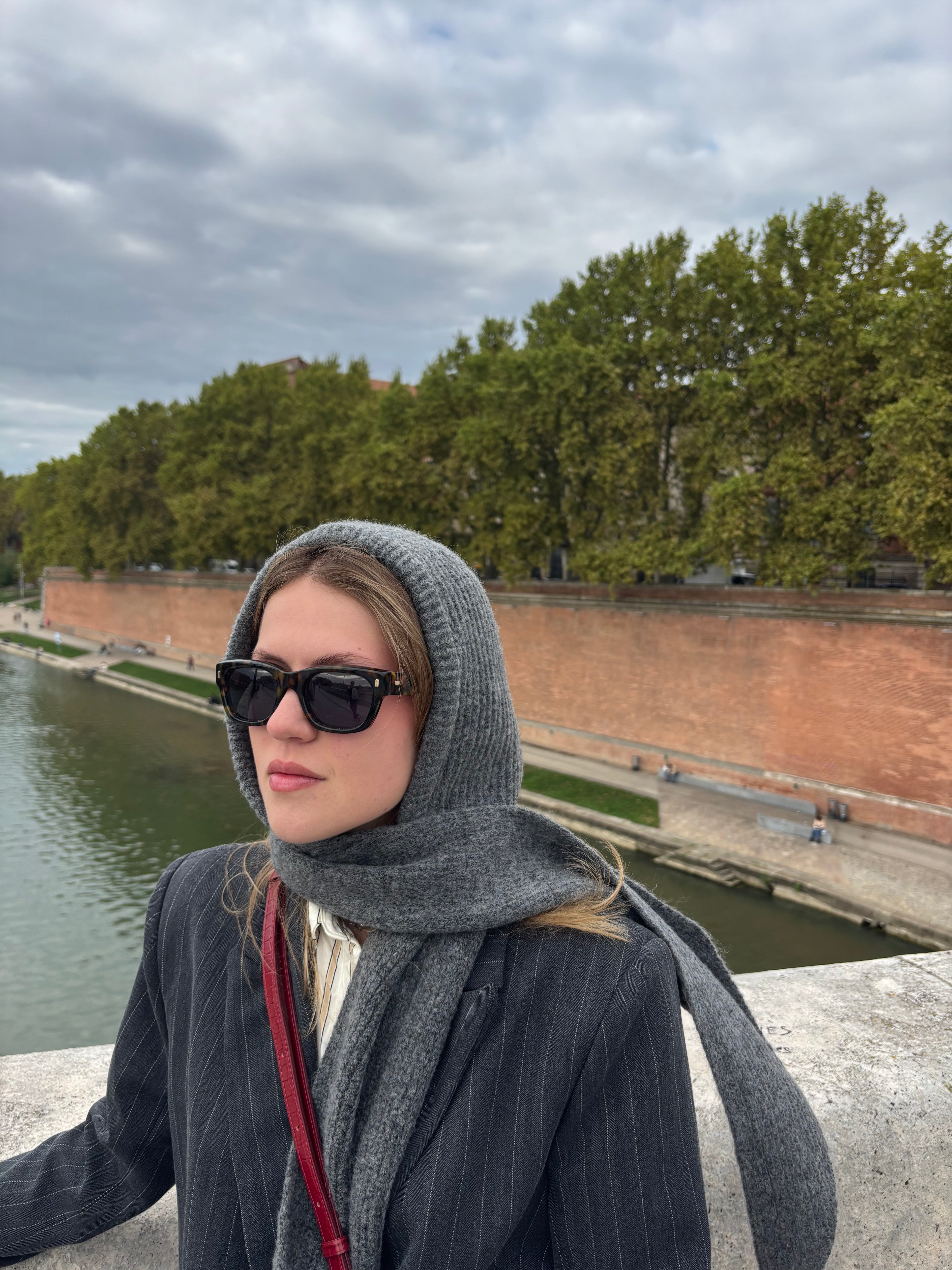 🎁 1 ACHETÉ = 1 OFFERT | Écharpe-Capuche Sophie Hood - Prête à Porter